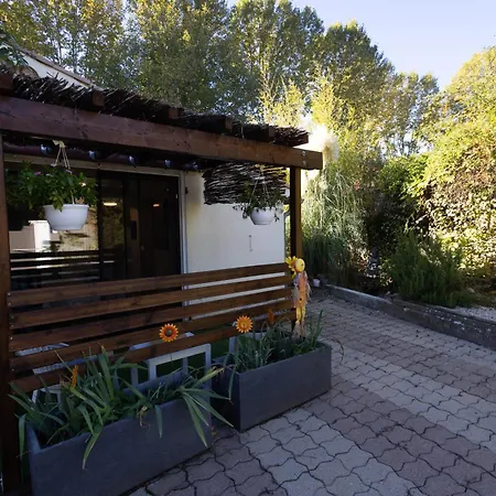 Homestay Dans Le Luberon Cereste
